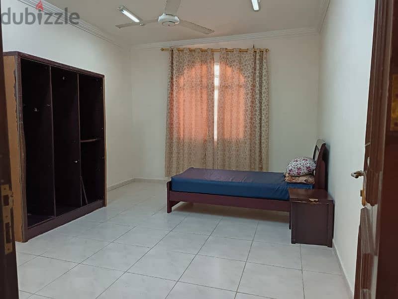 Flat for rent yearly Auqad 7