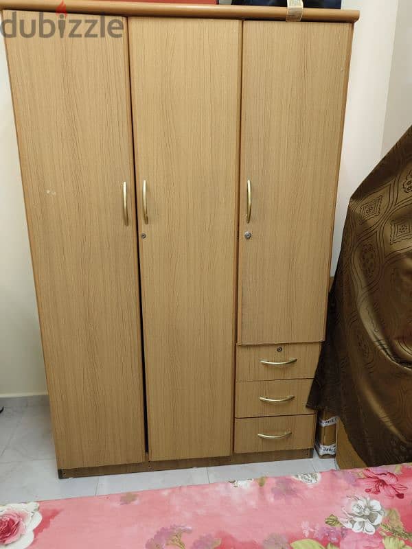 House hold furniture available for sale 0