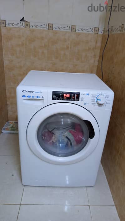 Washing machine with Dryer