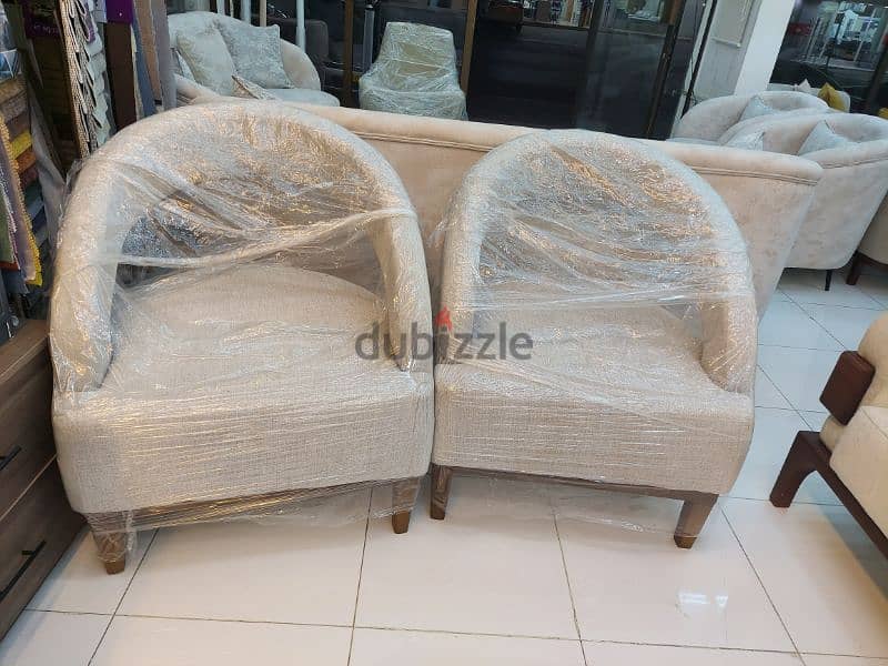 special offer new 5th seater sofa without delivery 165 rial 6