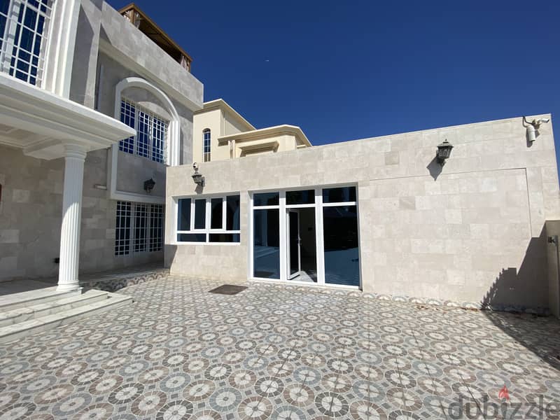 1ME48 Luxury villa 7+3 BHK in Al Azaiba close to 18 Nov. street 17