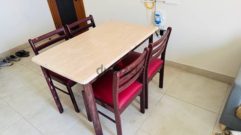 4 seater Dining Table 2