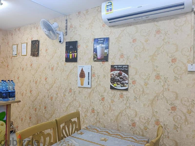 good running ice cream shop ruwi for rent 12