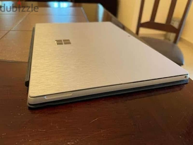 Microsoft surface pro4 best condition touch screen laptop 1