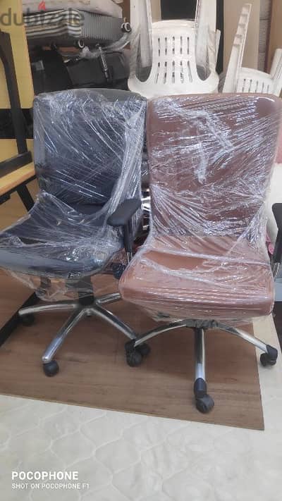 Mix Used New Office Chairs Quantity Available