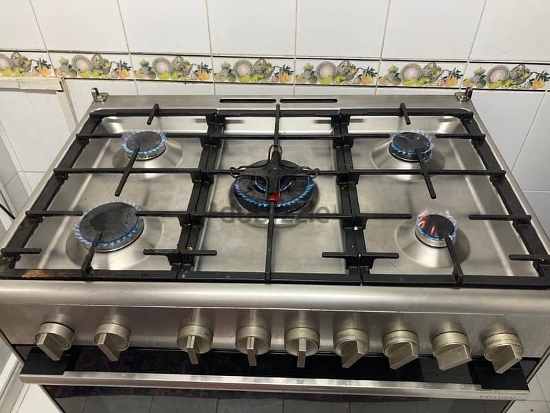 excellent condition of Bosch cooker 3