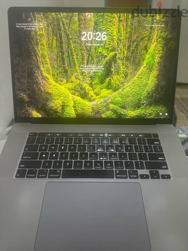 macbook Air 2017 13” 8gb Ram 256gb ssd i5 1.8Ghz 2