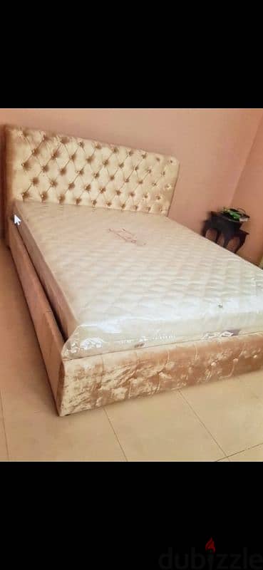 king size bed 3