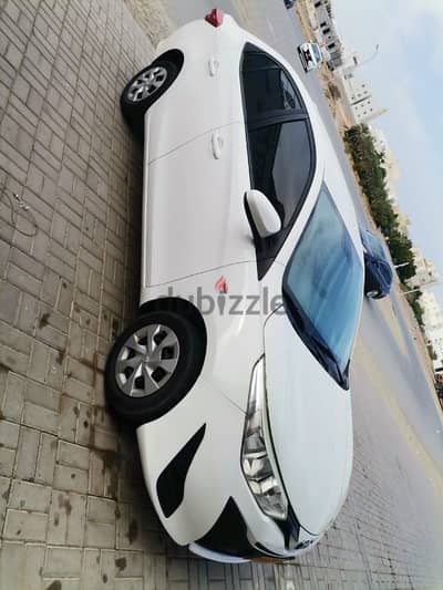 toyota yaris (oman car)2019