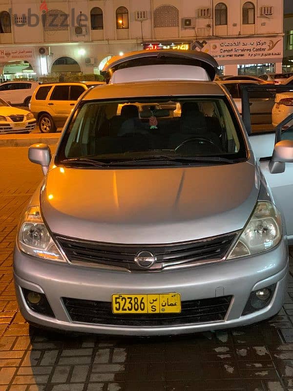 Nissan Tiida 2013 0