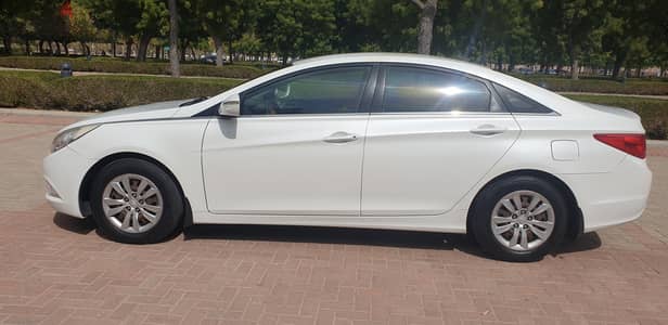 Hyundai Sonata 2014- OMR -1900, 130 k, URGERNT SELL, Leaving OMAN