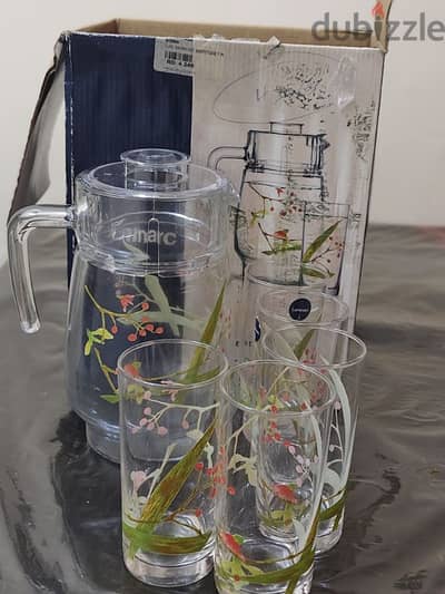 Water jug (glass) with 5 glasses for sale