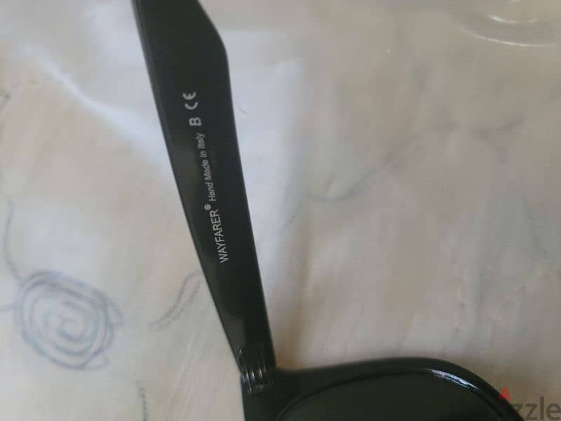 RayBan wayfarer sunglasses (copy) brand new 1