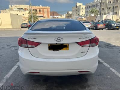 Hyundai Elantra 2013