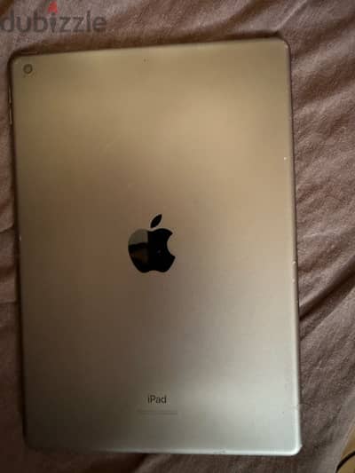 ipad 8gen 128gb ايباد ٨/جيل الثامن