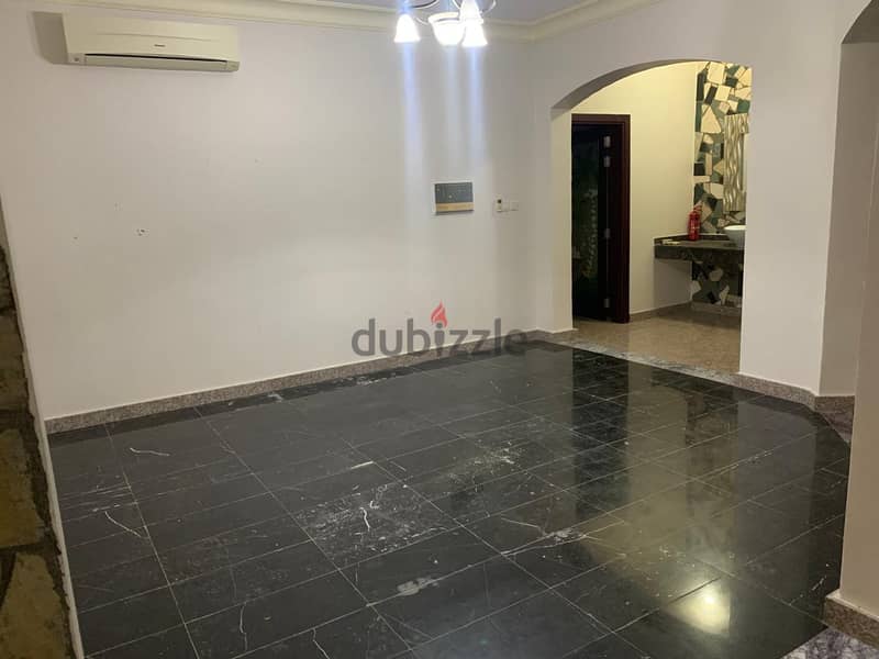 4 bhk very beautiful villa for rent located al maabella 11