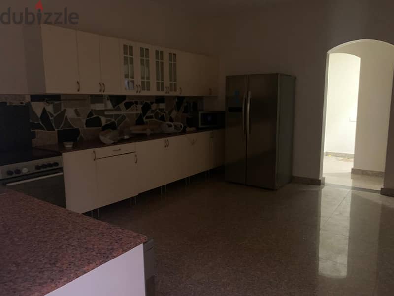 4 bhk very beautiful villa for rent located al maabella 14