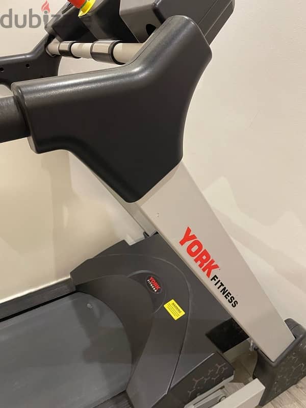 York fitness Treadmill | جهاز ركض من شركة يورك فتنس 5