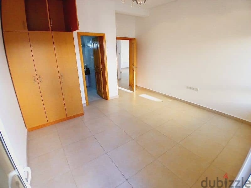 Bousher Al Muna 4 bedrooms villa for rent 11