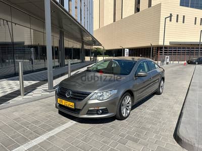 VW Passat CC 2012 for sale.  ‎فولكس واجن باسات سي سي موديل 2012