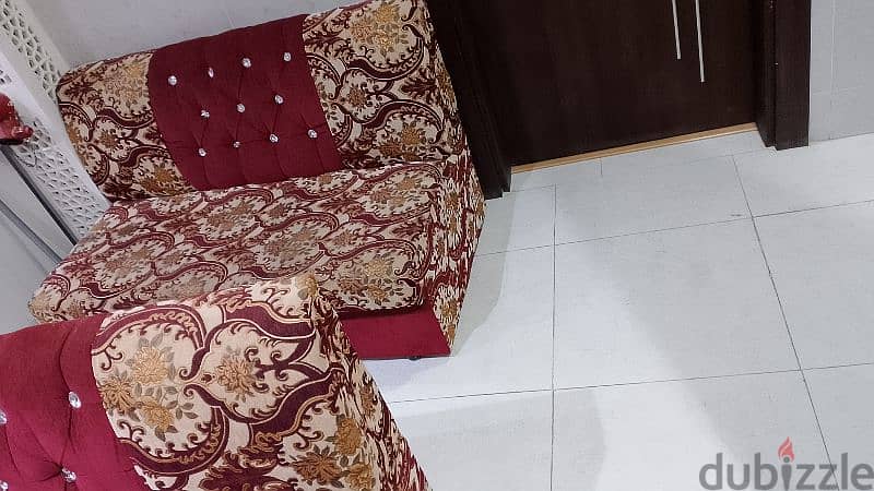 9 seater sofa for sell 1