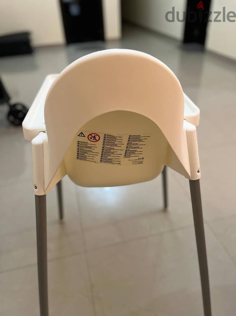 BABY HIGH CHAIR 2