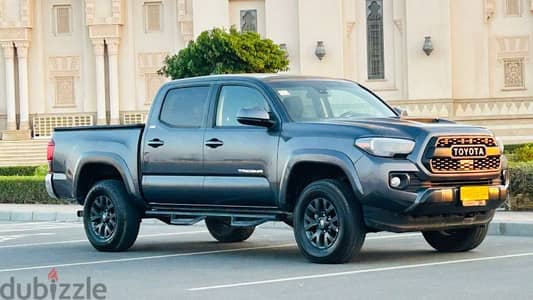 Toyota Tacoma 2022 sr5 83k kilometers driven