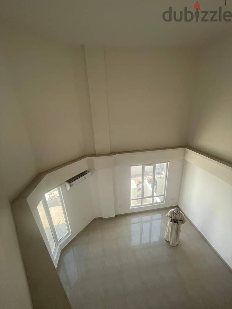 For Rent 4 Bhk Villa in Al Ansab 5