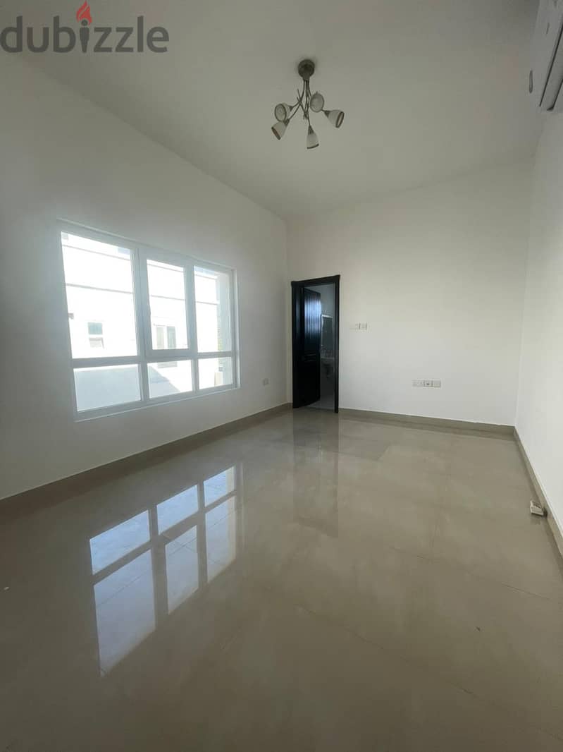 For Rent 4 Bhk Villa in Al Ansab 11