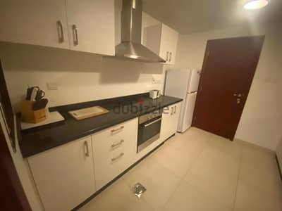 Flat in Qurm for salr شقة في مبنى بدر القرم للبيع