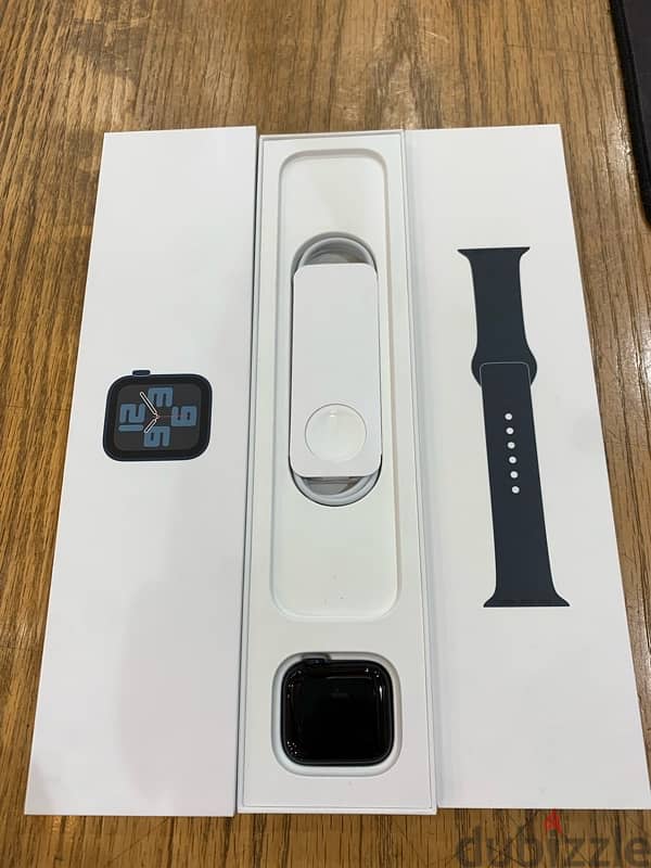 APPLE WATCH  SE 2 generation 40mm 1