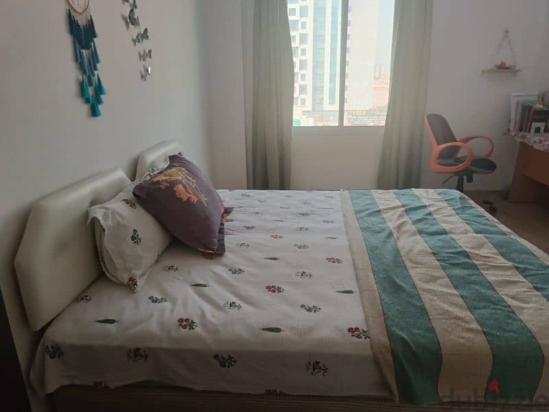 Furnished Room for Indian executive bachelor male or female 7