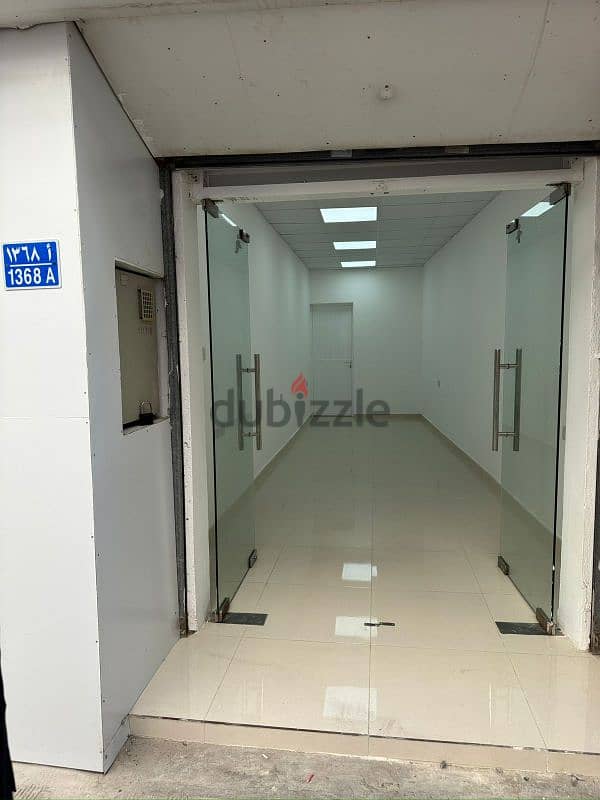 Shop for rent in ruwi 0