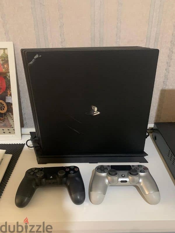 PlayStation 4 Pro Black 1 TB 1