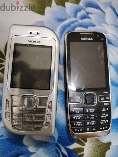 Nokia old mobile cleen. and neet (but not working)