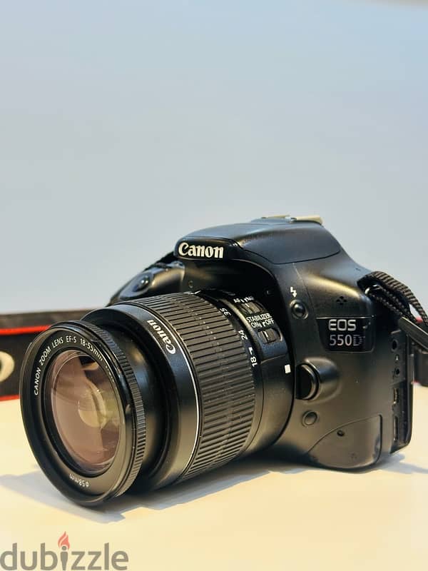 CANON EOS 550D with kit lens 1