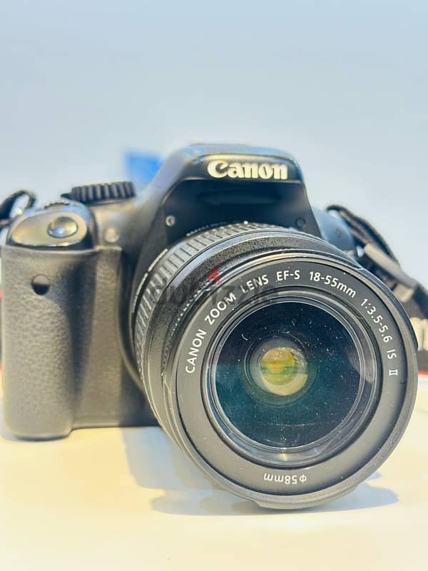 CANON EOS 550D with kit lens 5