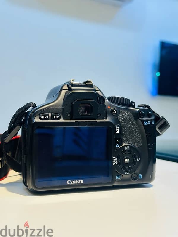 CANON EOS 550D with kit lens 6