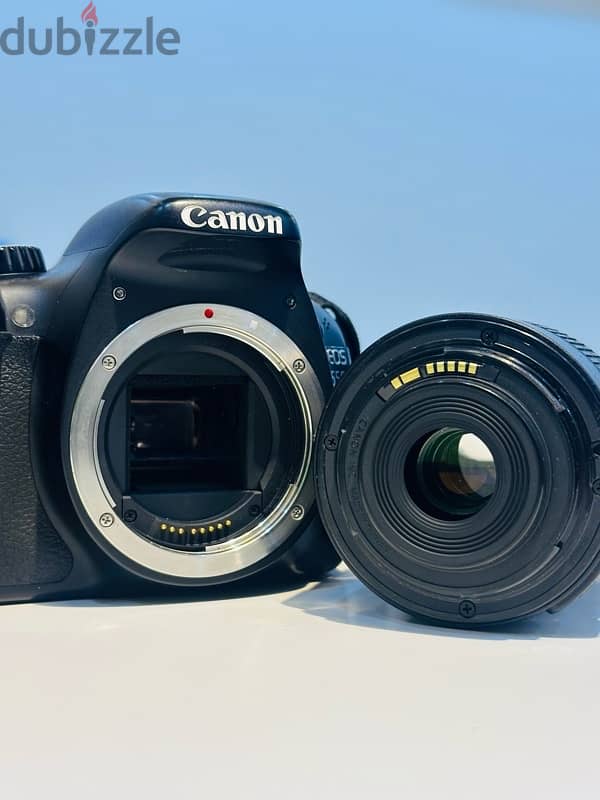 CANON EOS 550D with kit lens 7