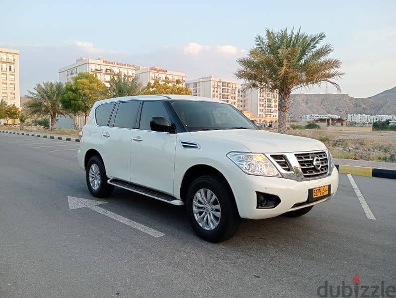 Nissan Patrol 2019 gcc oman 157km agency service 0