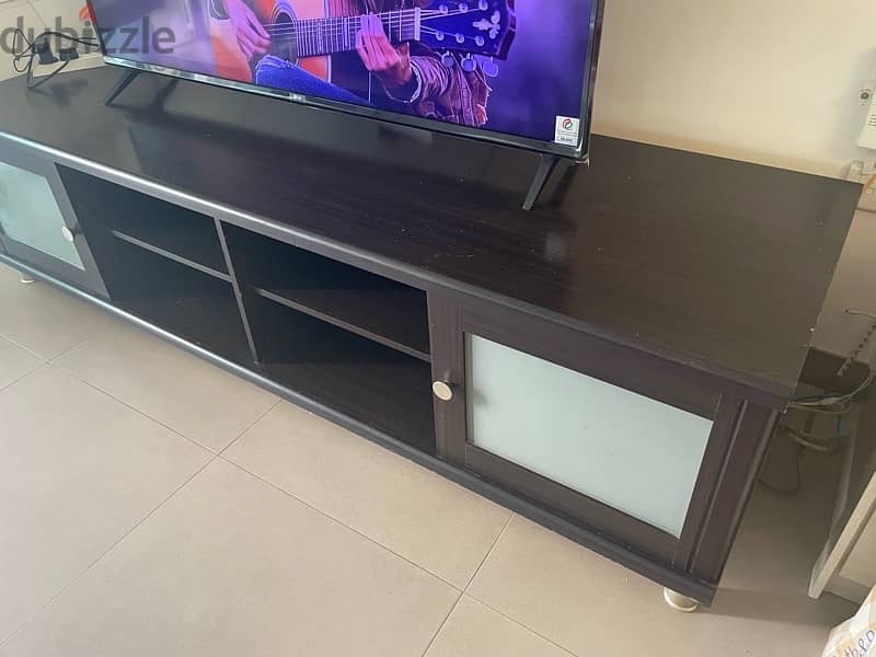 TV stand - OMR 15 1