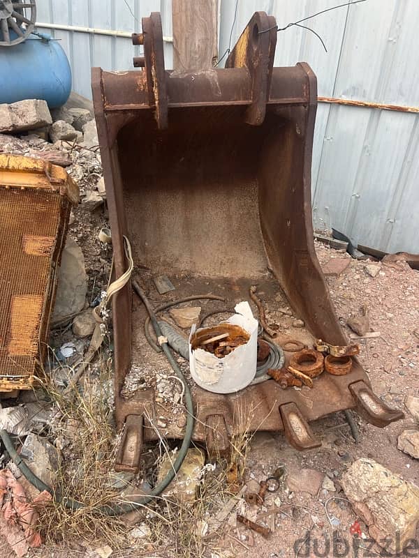 buckets for Exvatet and JCB avalable and pin  also avalable 2