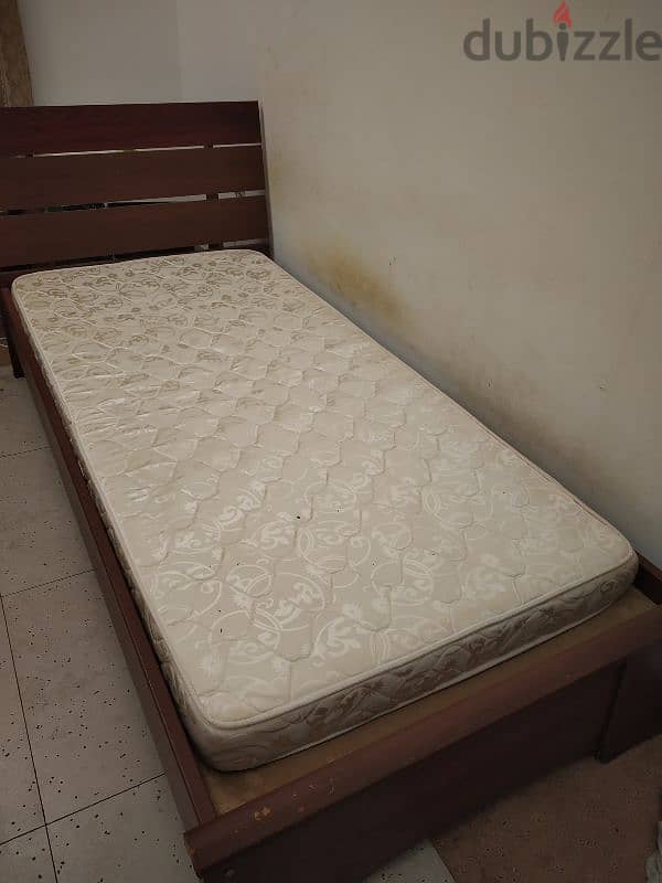 Twin XL size mattress with wooden cot 2