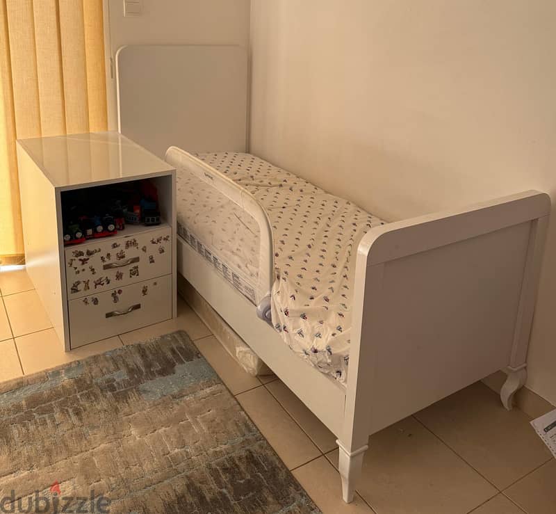 Kids Bed & Wardrop 7