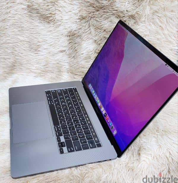 MacBook Pro A2141 i9 32gb 16inches 4gb graphics 2