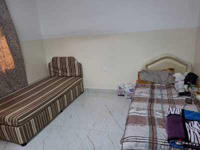 Looking roommate for sharing room