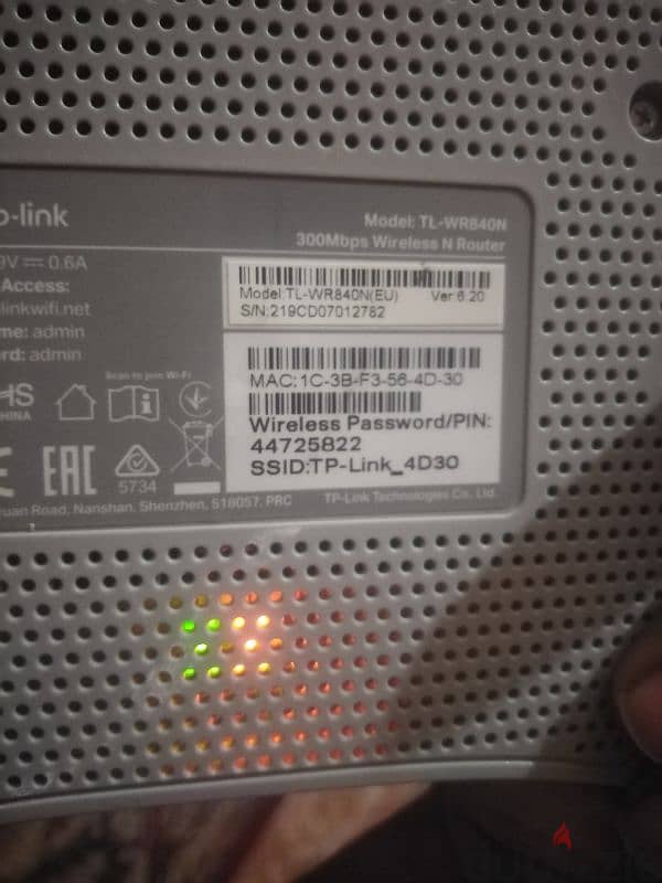 TP-Link TP-Link 300 Mbps Wireless N Router TL-WR840N 1