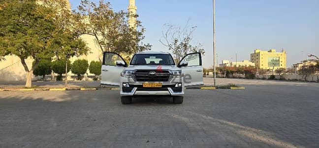 لاندكروزر VXR 5.7 فول أوبشن بدون حوادث ولاصبغ نهائيا المالك الاول جديد