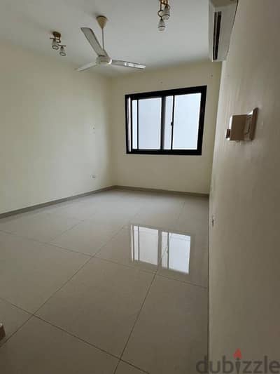 luxurious Apartment in Al Lhuwair