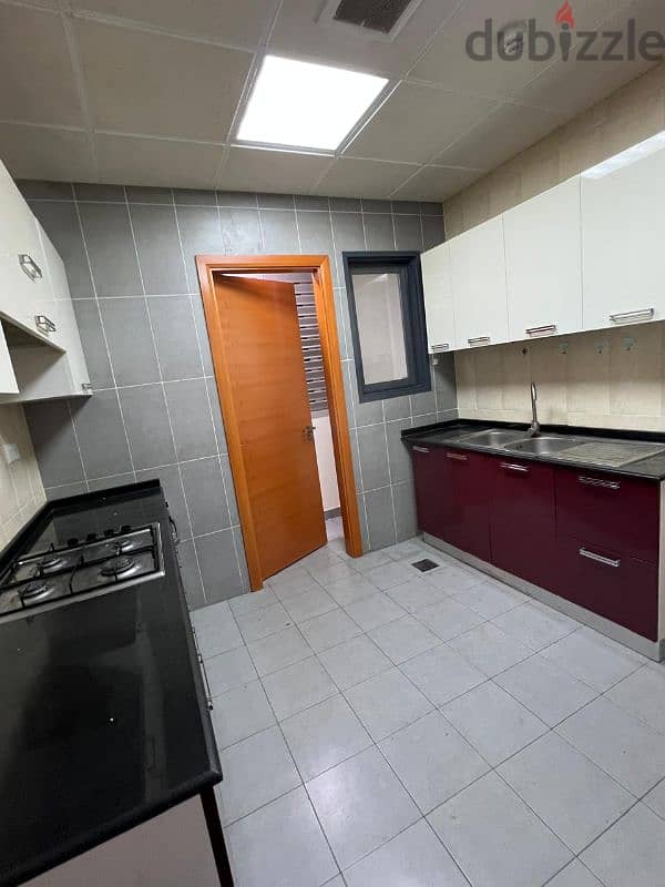 luxurious Apartment in Al Lhuwair 2